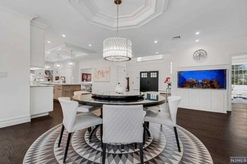 206 County Rd, Demarest NJ  07627-2202 exterior