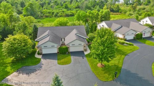 16120 Park Lake Rd, East Lansing MI 48823-9480 exterior