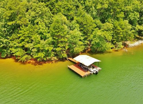 2724 Northlake Rd, Gainesville GA 30506-1835 exterior