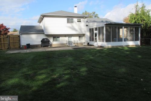 77 Argonne Ave, Trenton NJ 08620-1631 exterior