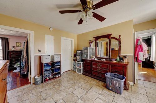 141 Farm St, Woonsocket RI 02895-1107 exterior