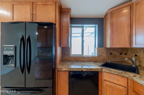 2540 Amelia Ave, Phoenix AZ  85016-6708 exterior