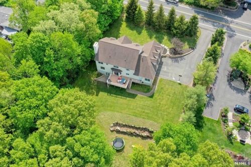 57 Boonton Ave, Kinnelon NJ  07405-2941 exterior