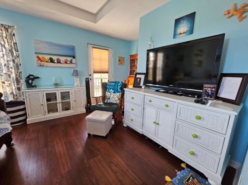 2125 Glen Ridge Dr, Fort Pierce FL  34952-8023 exterior