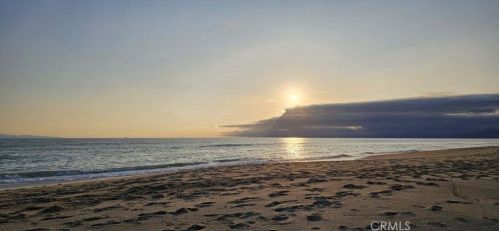 5524 Driftwood St, Oxnard CA  93035-1039 exterior