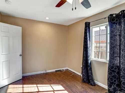 24 A St, Perris CA 92570-1962 exterior