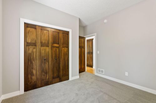 115 Greenwood St, Saint Paul MN 55115-2247 exterior