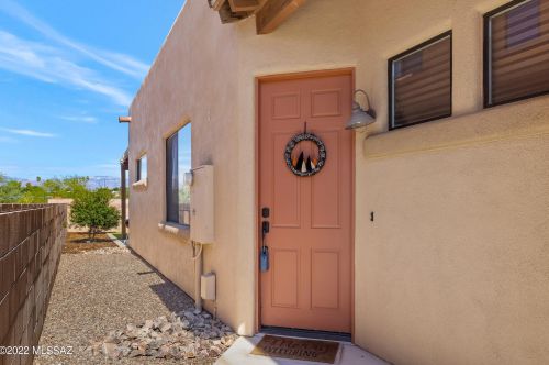 8770 Perry Park Cir, Tucson AZ  85730-1302 exterior