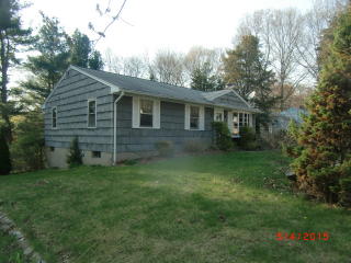 8 Walter Rd, Seymour, CT 06483-3824
