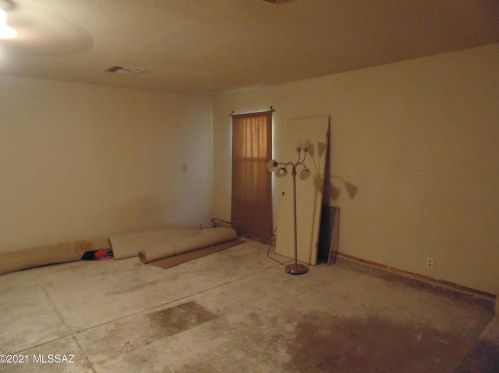 10600 Breckinridge Dr, Tucson AZ 85730-5018 exterior