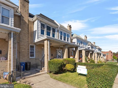 4245 Houghton St, Philadelphia, PA 19128-1744