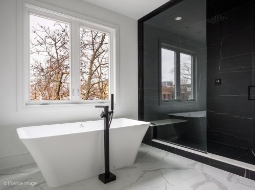 2129 Maplewood Ave, Chicago IL  60647-4148 exterior