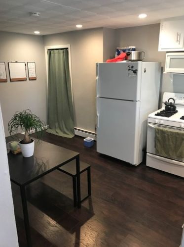 1322 Lowrie St, Pittsburgh PA 15212-4326 exterior