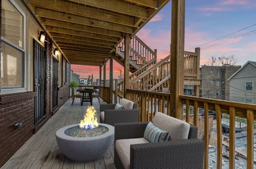 1411 67th Pl, Chicago IL  60637-4826 exterior