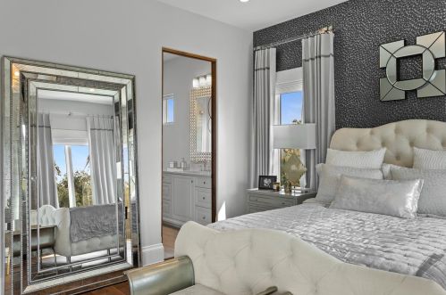 2621 Dundee St, Tampa FL  33629-7516 exterior