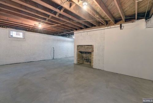 462 Laurel Ln, Kinnelon NJ  07405-3122 exterior