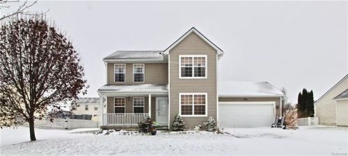 594 Sunflower Dr, Linden, MI 48451-9154