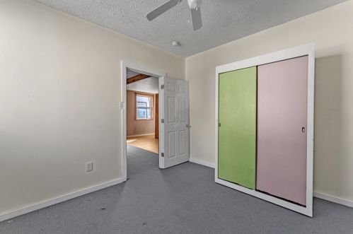 200 Main St, Pittsburgh PA 15215-2447 exterior