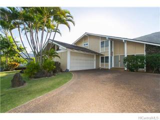 727 Kalanipuu St, Honolulu HI  96825-2418 exterior