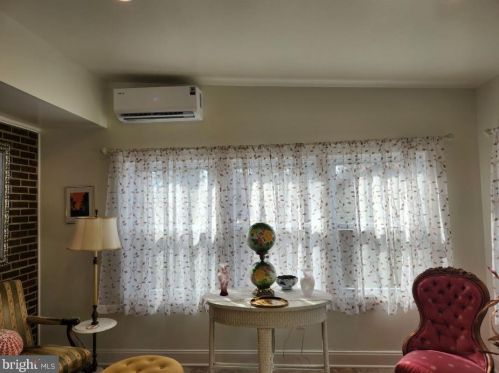 15300 Beaufort Pl, Silver Spring MD  20905-4202 exterior