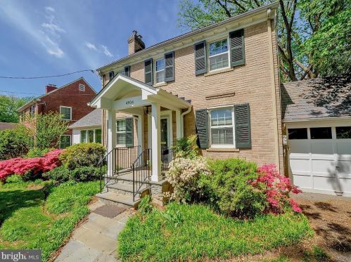 4904 Crescent St, Bethesda MD  20816-1702 exterior