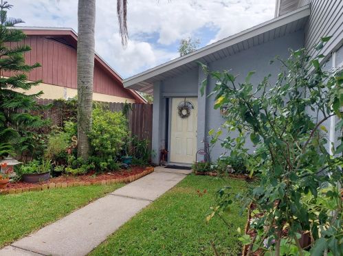 10332 Chadbourne Dr, Tampa, FL 33624-5012