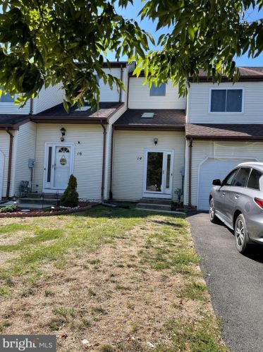 14 Bayleaf Dr, Lumberton Township, NJ 08048-4228