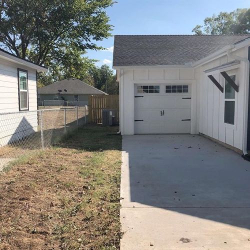 1036 Coffin St, Denison TX  75020-7527 exterior