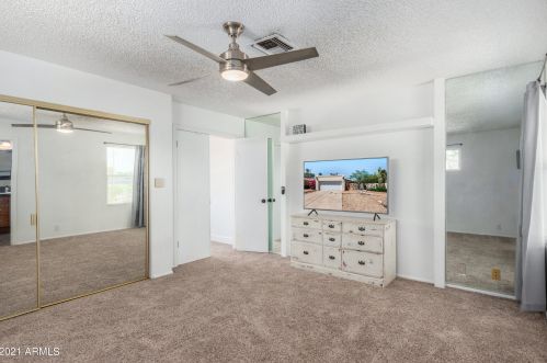 18439 16th Way, Phoenix AZ  85022-1349 exterior