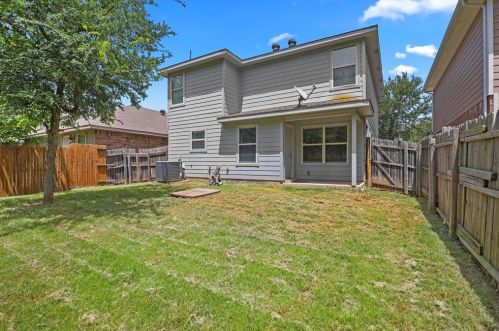 3509 Apple Valley Way, Dallas TX  75227-5233 exterior