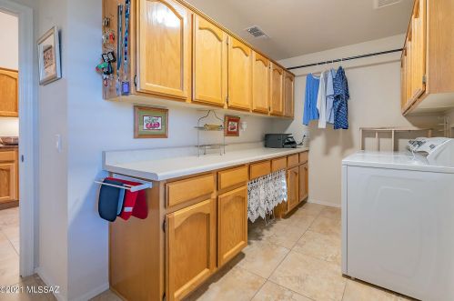 65872 Rocky Path Dr, Tucson AZ 85739-1624 exterior