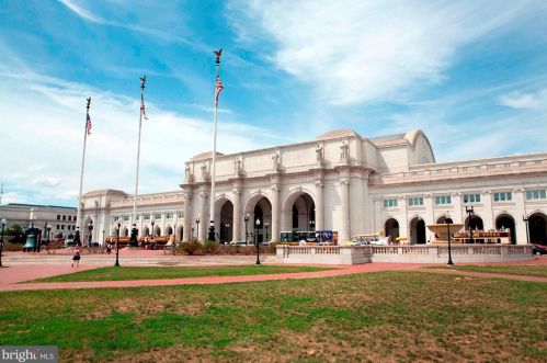 819 D St, Washington DC  20002-6125 exterior