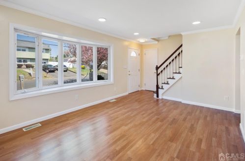 147 Fisher Ave, Piscataway NJ  08854-4830 exterior