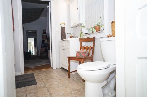 30 Uxbridge St, Worcester MA 01605-2512 exterior