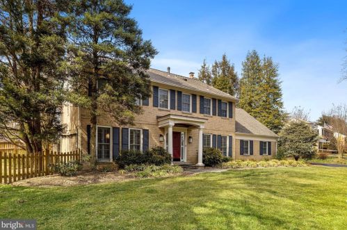 1008 Kimberwicke Rd, Mc Lean, VA 22102-1308