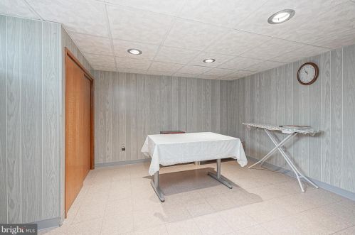 1938 28 St, Philadelphia PA 19145-2408 exterior