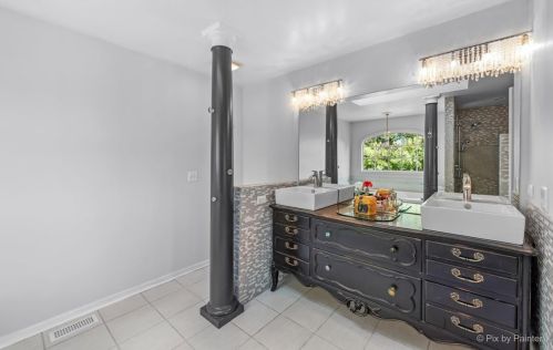 4408 Church Hl Ln, Bull Valley IL 60014-6582 exterior