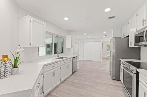 441 53rd St, Boca Raton FL  33487-3750 exterior