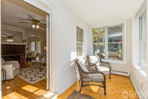 32 Plainfield Ave, Metuchen NJ 08840-1332 exterior