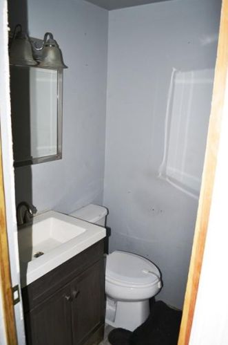 107 Lenox Ave, Pittsburgh PA 15221-4318 exterior