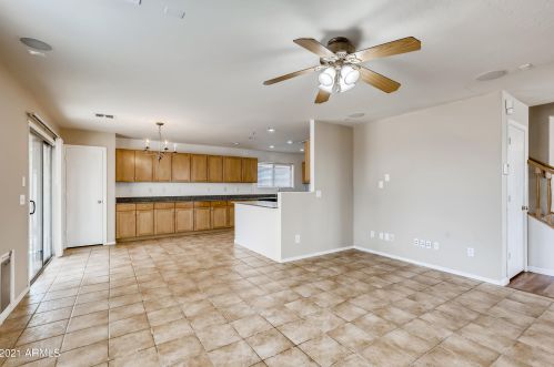 9009 6 St, Phoenix AZ 85020-3502 exterior