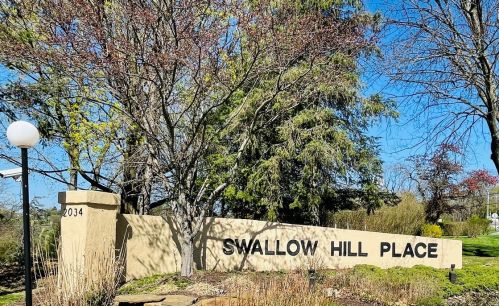 2034 Swallow Hill Rd, Pittsburgh PA  15220-1646 exterior