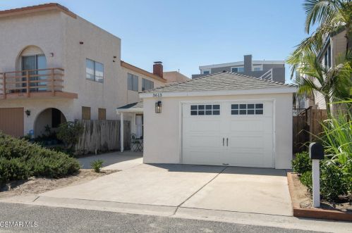 3613 Sunset Ln, Oxnard, CA 93035-4139