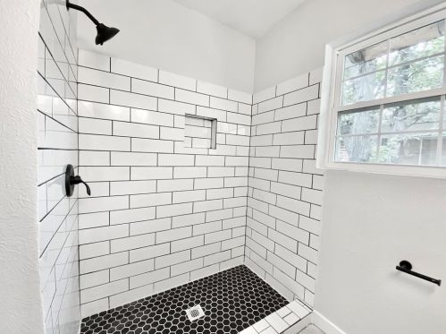 923 Fernwood Ave, Dallas TX  75216-1273 exterior