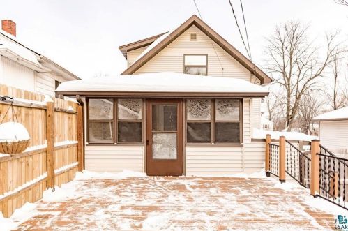 425 71 Ave, Duluth MN 55807-1842 exterior