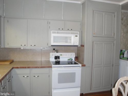 522 Carbon St, Primrose PA 17901-3720 exterior