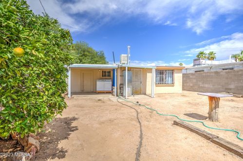 3702 March Pl, Tucson AZ 85713-4227 exterior