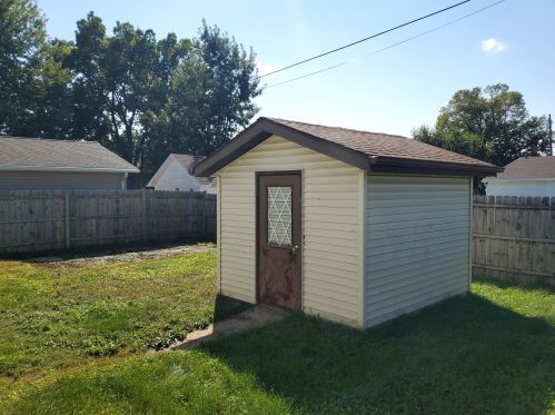 926 24 St, Manitowoc WI 54220-2450 exterior