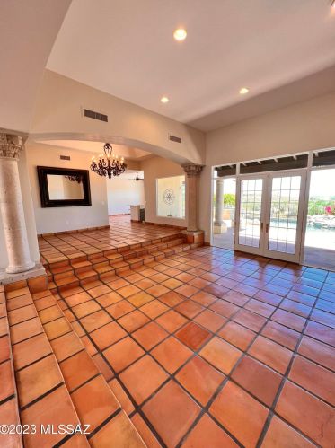 6410 Regal Manor Dr, Tucson AZ  85750-1061 exterior