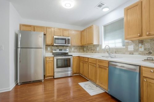 5719 Windfall Ln, Lithonia GA 30058-2626 exterior